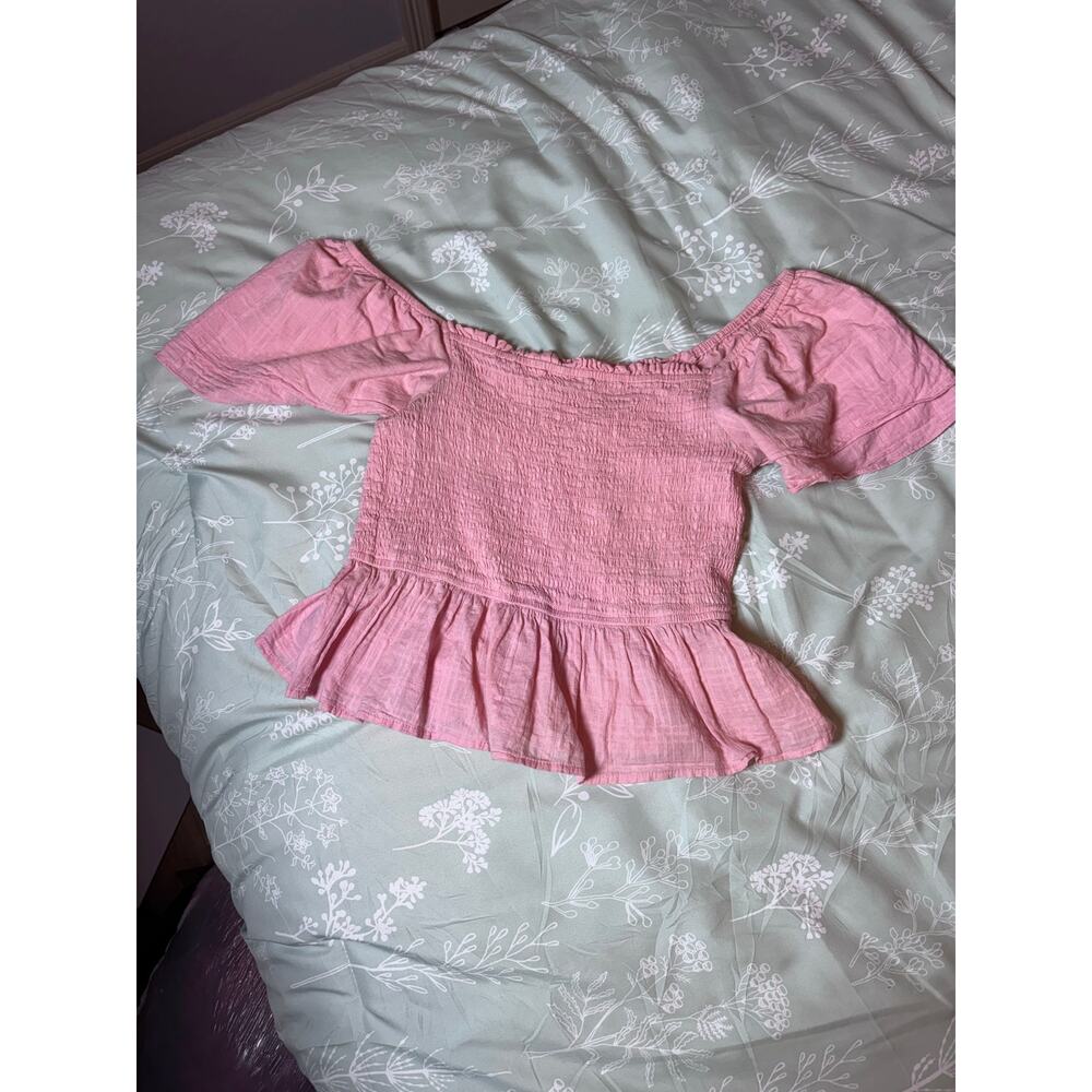 Y2K bubblegum pink peplum top with off shoulder sleeves